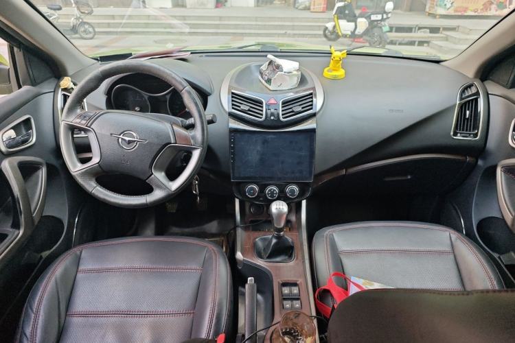 Used Haima S5 2015 1.6L Manual Luxury Model with Sunroof Center Console