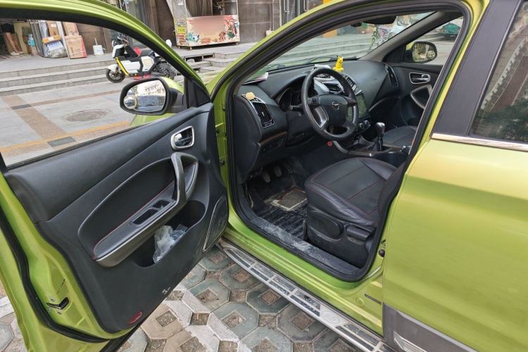 Used Haima S5 2015 1.6L Manual Luxury Model with Sunroof Driver Seat
