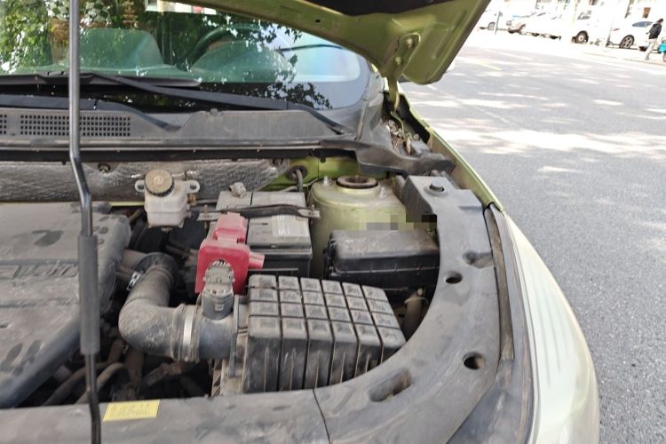 Used Haima S5 2015 1.5T CVT Flagship Model Engine Bay Left