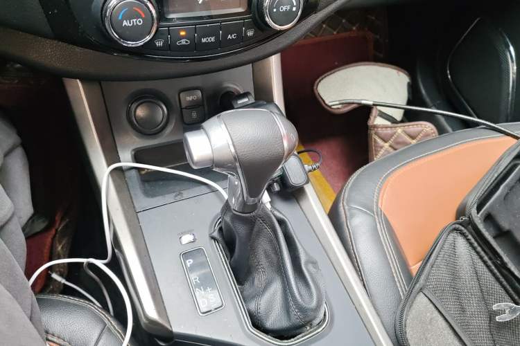 Used Haima S5 2015 1.5T CVT Luxury Sport Edition Gear Lever