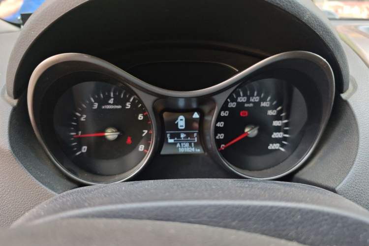 Used Haima S5 2015 1.6L Manual Luxury Model with Sunroof Instrument Cluster