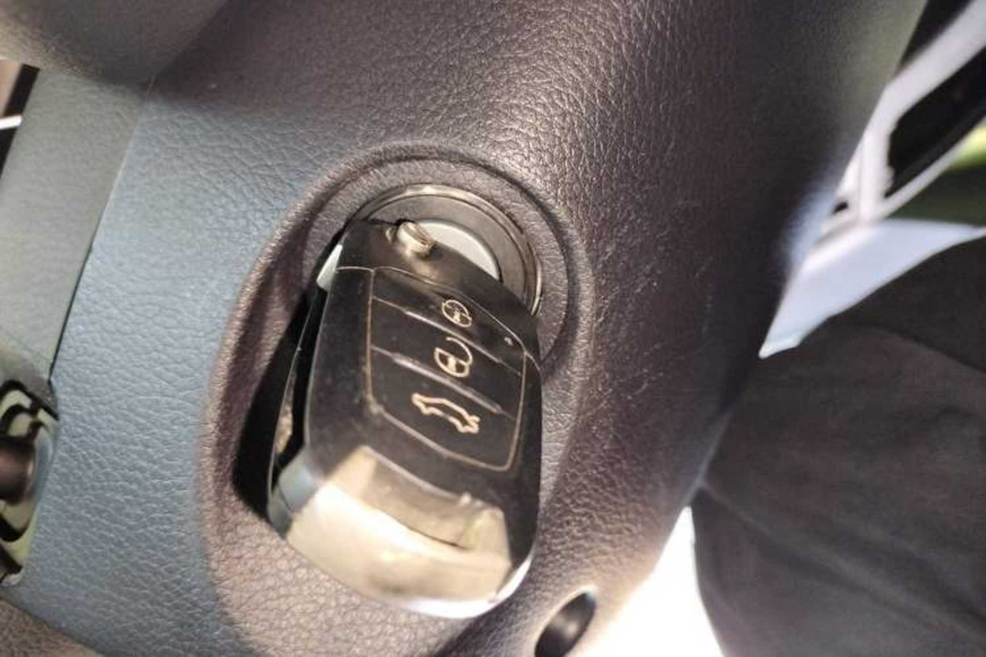 Used Haima S5 2015 1.6L Manual Comfort Model Interior 1