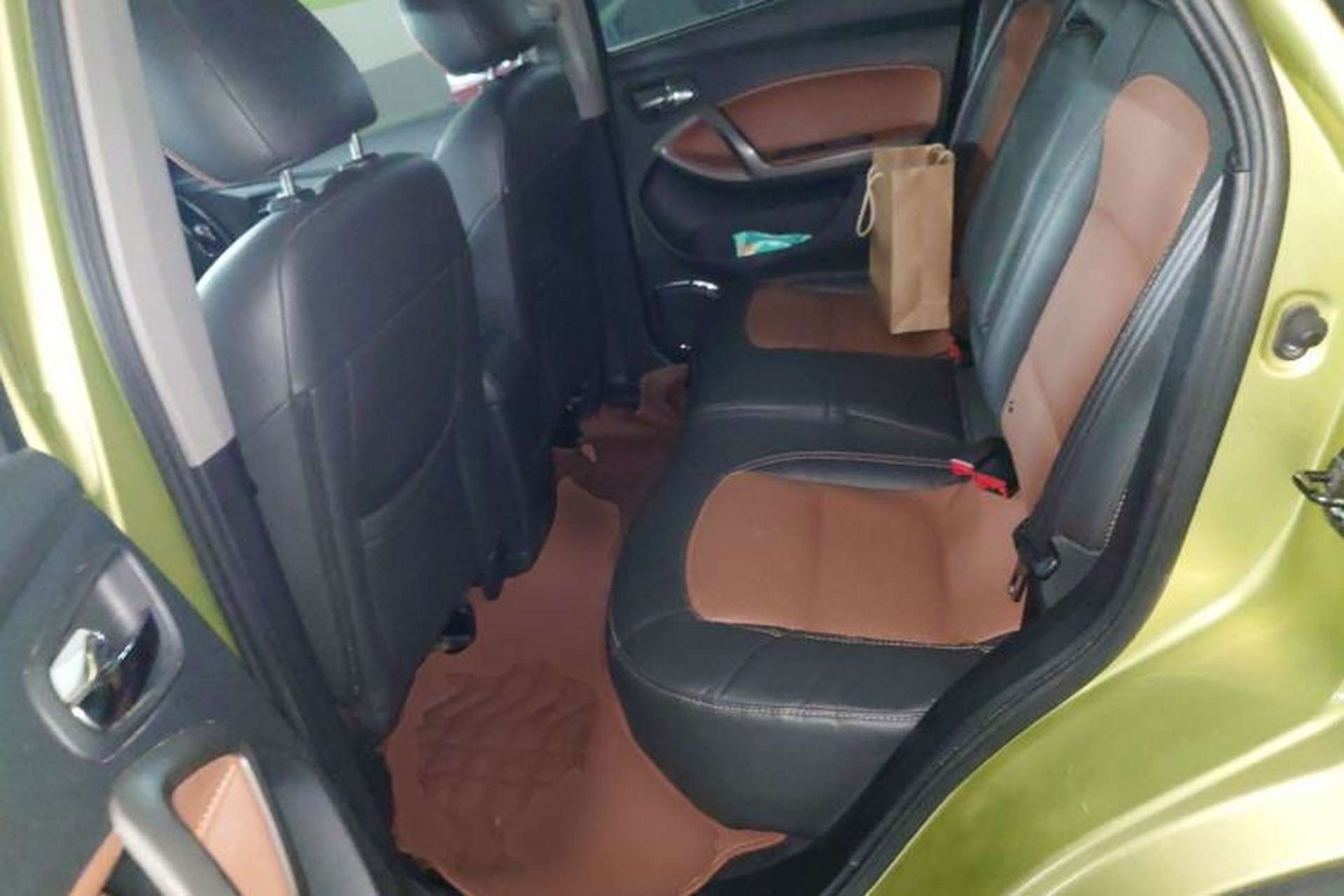 Used Haima S5 2015 1.5T CVT Luxury Sport Edition Left Rear Seat