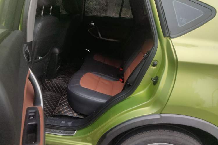 Used Haima S5 2015 1.5T CVT Flagship Model Left Rear Seat