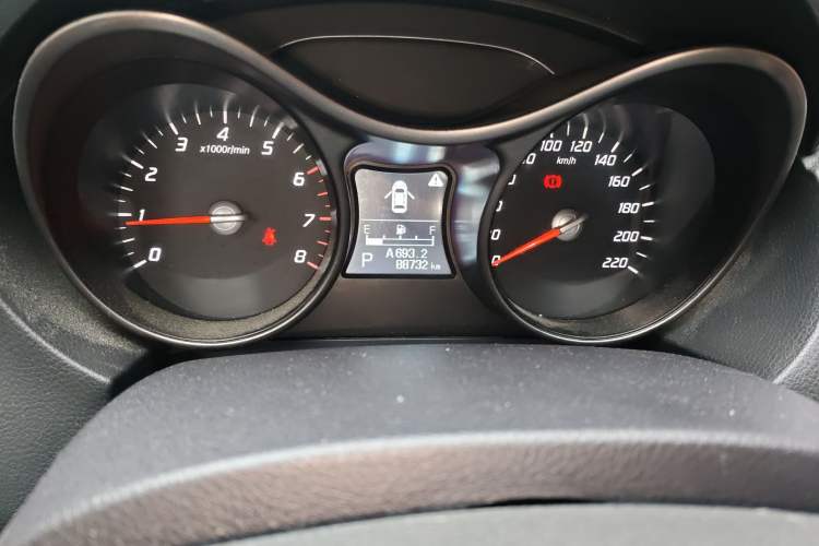 Used Haima S5 2015 1.5T CVT Luxury Sport Edition Odometer Close Up