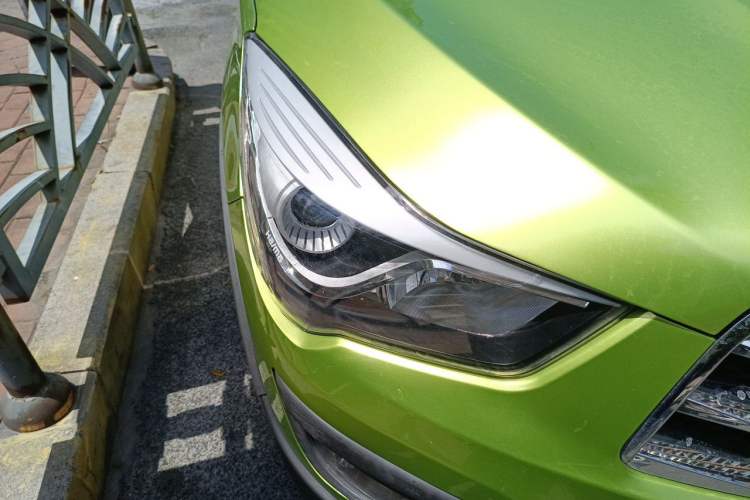 Used Haima S5 2015 1.5T CVT Flagship Model Right Front Headlight