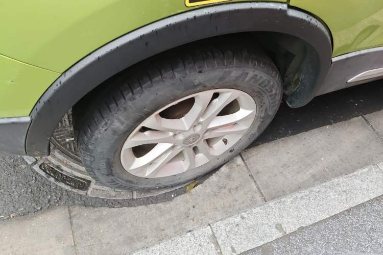 Used Haima S5 2015 1.5T CVT Luxury Sport Edition Right Front Wheel Hub