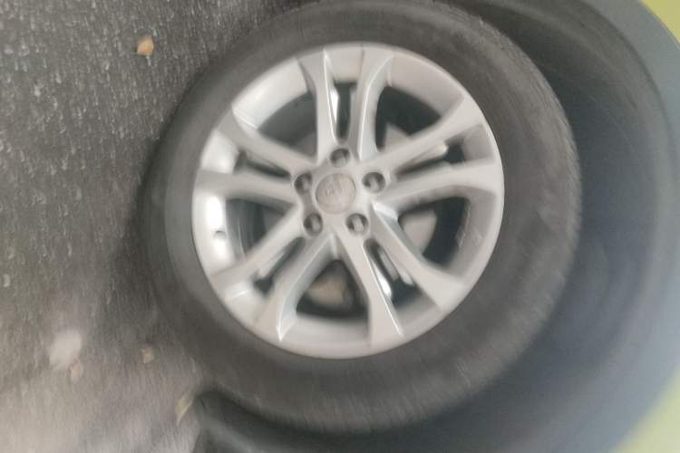 Used Haima S5 2015 1.5T CVT Flagship Model Right Front Wheel Hub