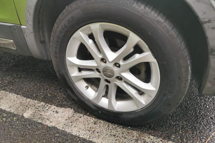 Used Haima S5 2015 1.5T CVT Flagship Model Right Front Wheel Hub