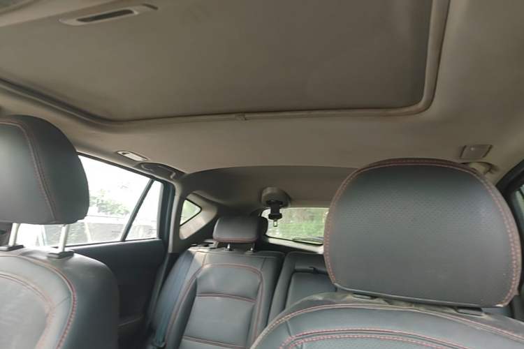 Used Haima S5 2015 1.6L Manual Luxury Model with Sunroof Headliner