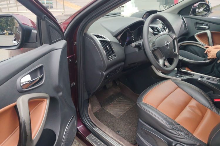 Used Haima S5 2015 1.5T CVT Luxury Sport Edition Driver Seat
