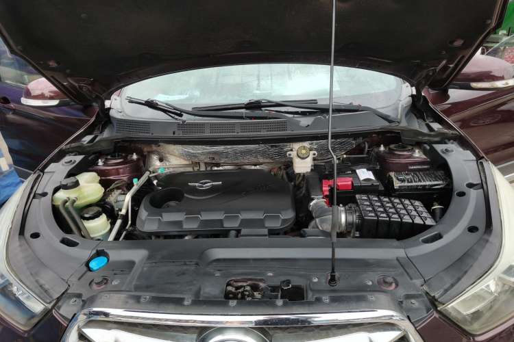 Used Haima S5 2015 1.6L Manual Luxury Model with Sunroof Engine Bay