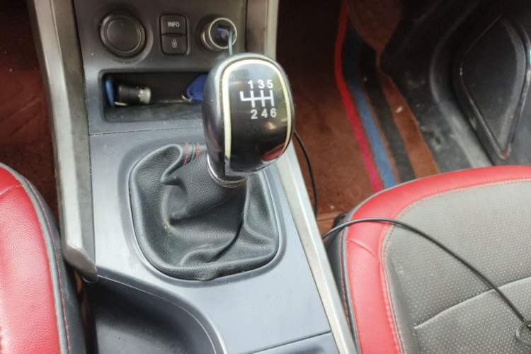 Used Haima S5 2015 1.5T Manual Smart Luxury Sport Edition Gear Lever