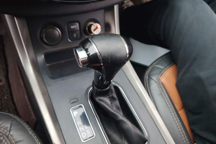 Used Haima S5 2015 1.5T CVT Luxury Sport Edition Gear Lever