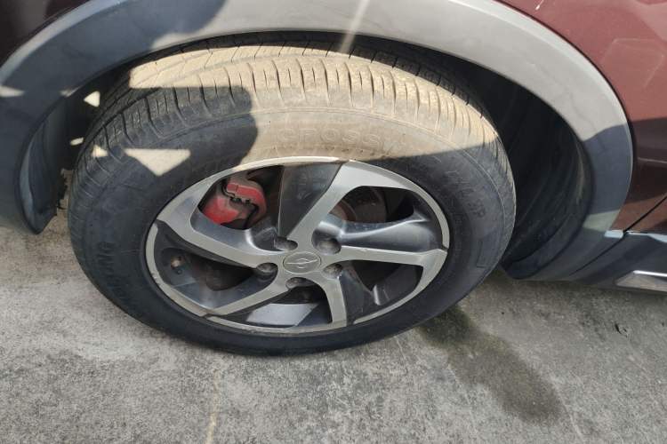 Used Haima S5 2015 1.5T Manual Smart Luxury Sport Edition Left Front Wheel Hub