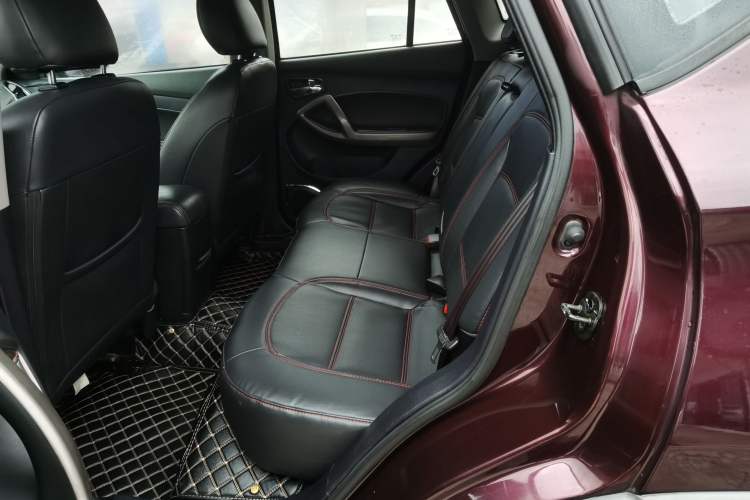 Used Haima S5 2015 1.6L Manual Luxury Model with Sunroof Left Rear Seat