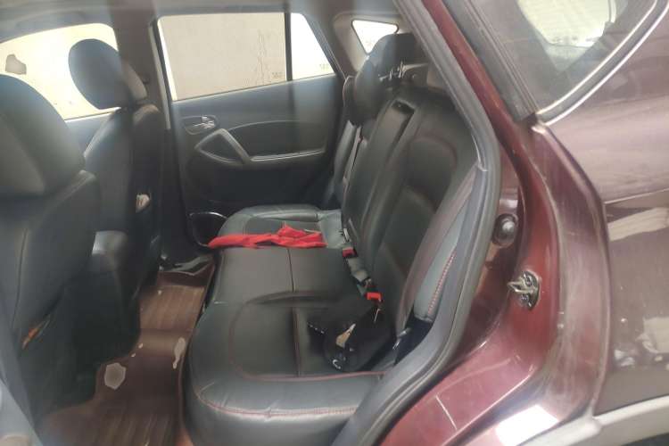 Used Haima S5 2015 1.6L Manual Luxury Model with Sunroof Left Rear Seat
