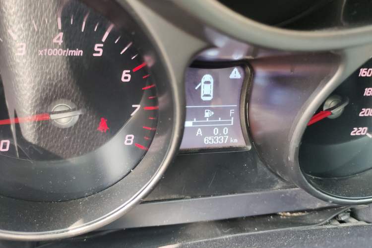 Used Haima S5 2015 1.5T Manual Smart Luxury Sport Edition Odometer Close Up