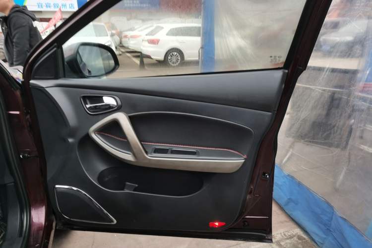 Used Haima S5 2015 1.6L Manual Luxury Model with Sunroof Right Front Door Interior