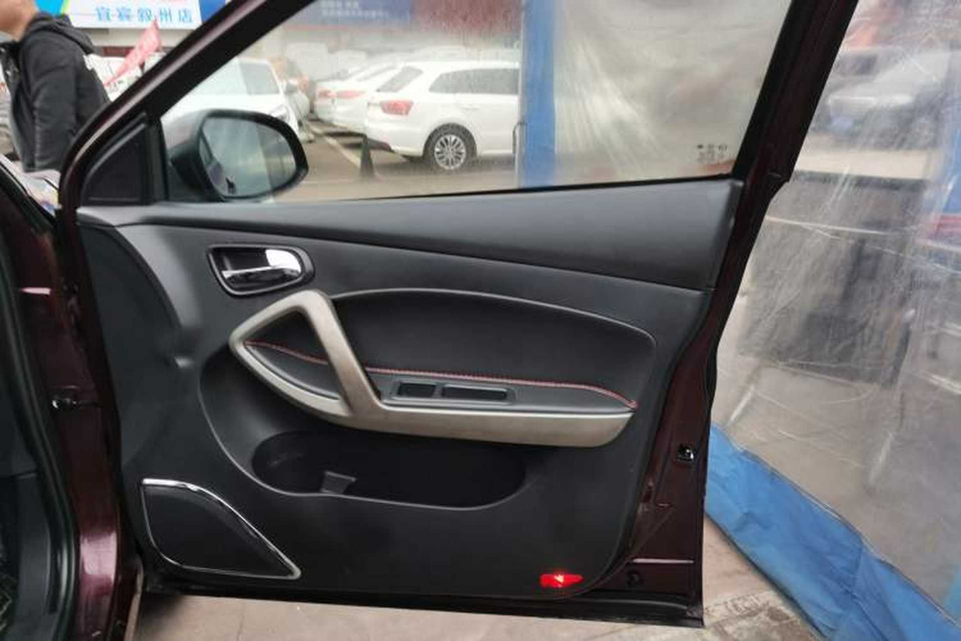 Used Haima S5 2015 1.6L Manual Luxury Model with Sunroof Right Front Door Interior