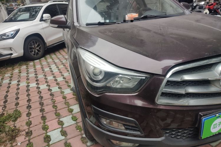 Used Haima S5 2015 1.6L Manual Luxury Model with Sunroof Right Front Headlight