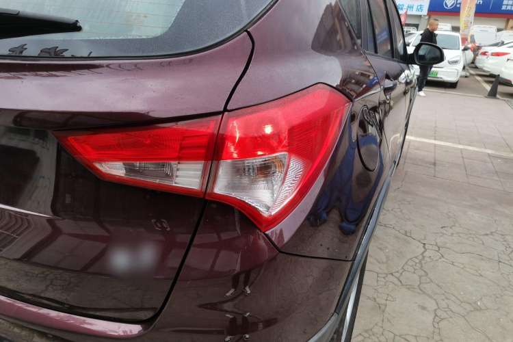Used Haima S5 2015 1.6L Manual Luxury Model with Sunroof Right Rear Taillight