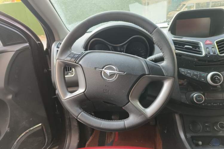 Used Haima S5 2015 1.5T Manual Smart Luxury Sport Edition Steering Wheel