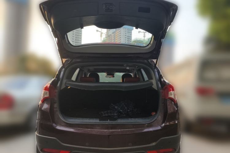 Used Haima S5 2015 1.5T Manual Smart Luxury Sport Edition Trunk