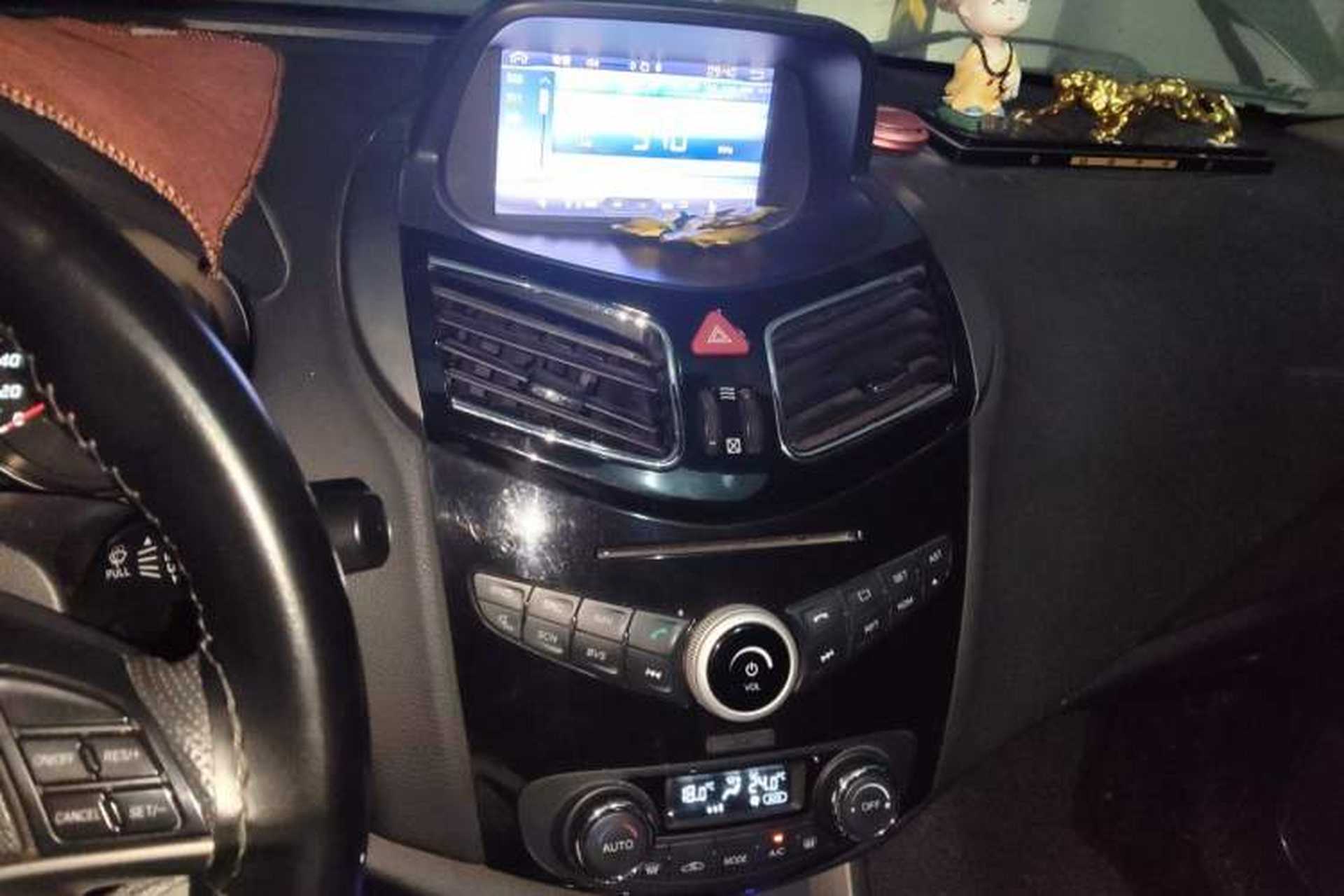 Used Haima S5 2015 1.5T CVT Flagship Model Audio And AC Panel