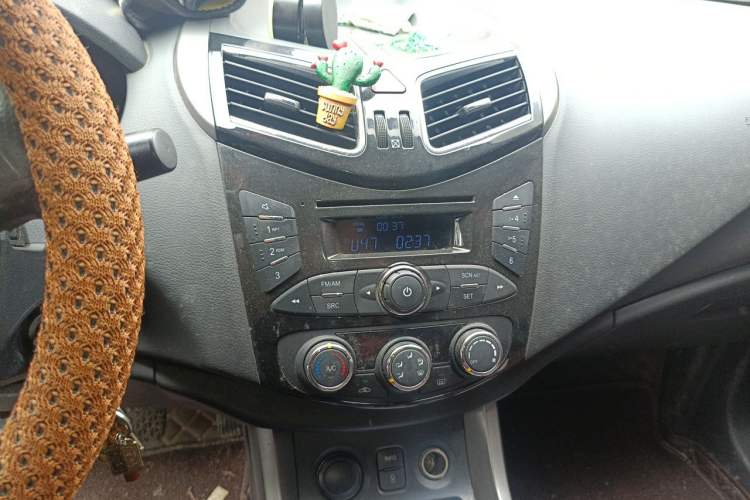 Used Haima S5 2015 1.6L Manual Comfort Model Audio And AC Panel