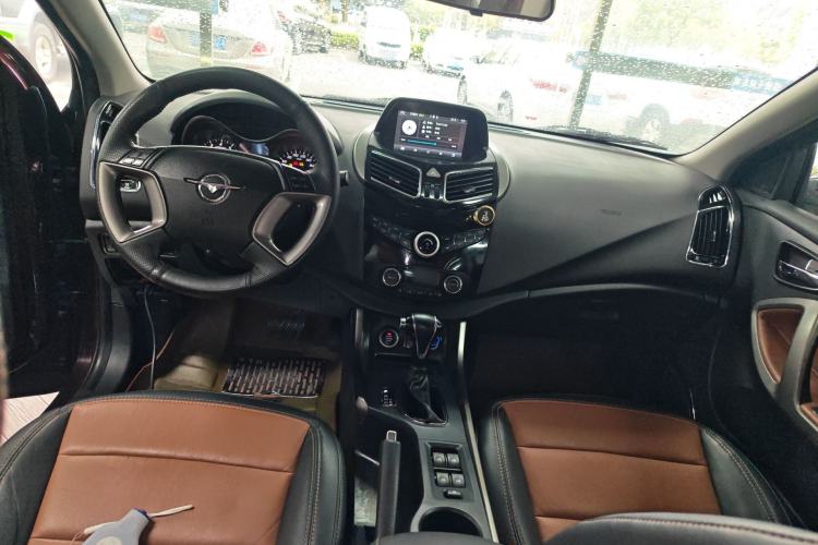 Used Haima S5 2015 1.5T CVT Flagship Model Center Console