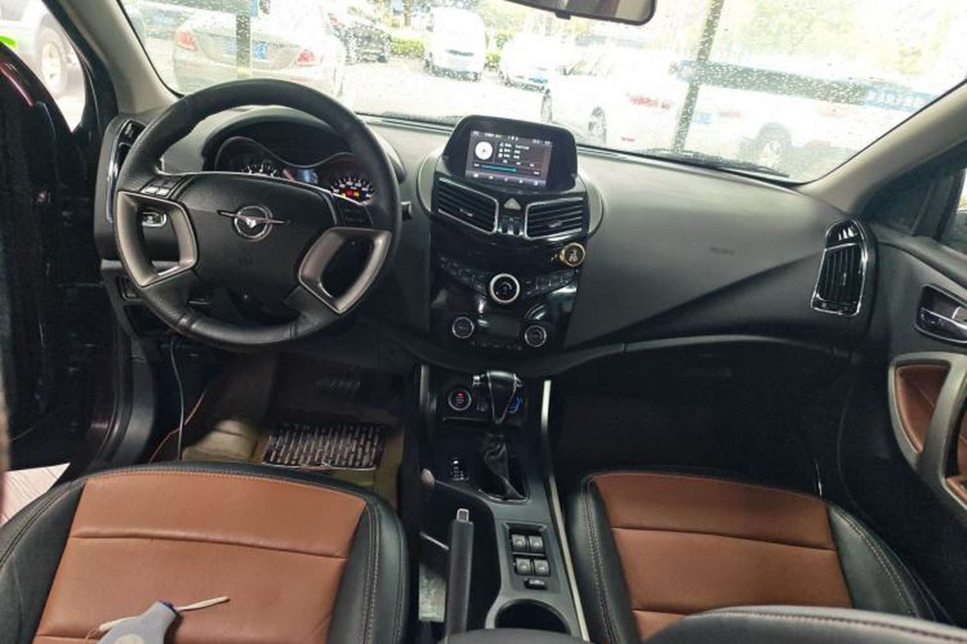 Used Haima S5 2015 1.5T CVT Flagship Model Center Console