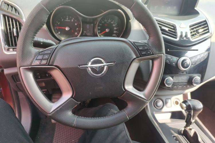 Used Haima S5 2015 1.5T CVT Flagship Model Center Console