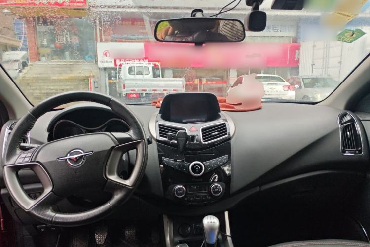 Used Haima S5 2015 1.6L Manual Smart Luxury Model Center Console