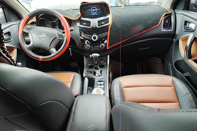 Used Haima S5 2015 1.5T CVT Luxury Model Center Console