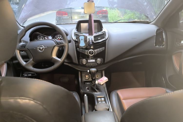 Used Haima S5 2015 1.5T CVT Flagship Model Center Console