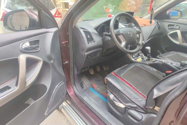 Used Haima S5 2015 1.6L Manual Luxury Model with Sunroof Driver Seat