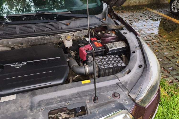 Used Haima S5 2015 1.5T CVT Luxury Model Engine Bay Left