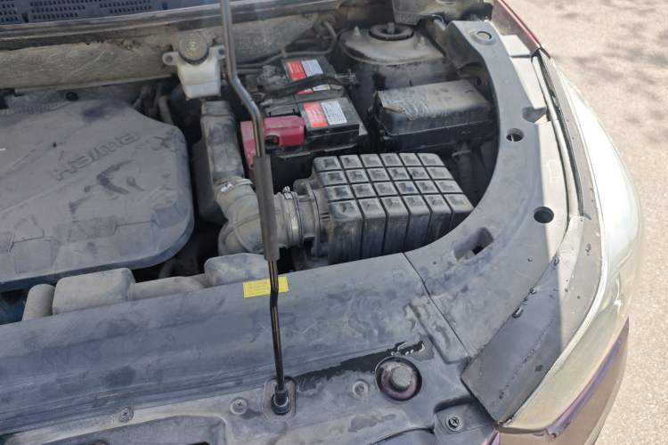 Used Haima S5 2015 1.6L Manual Comfort Model Engine Bay Left