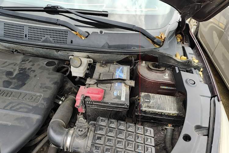 Used Haima S5 2015 1.5T CVT Luxury Model Engine Bay Left