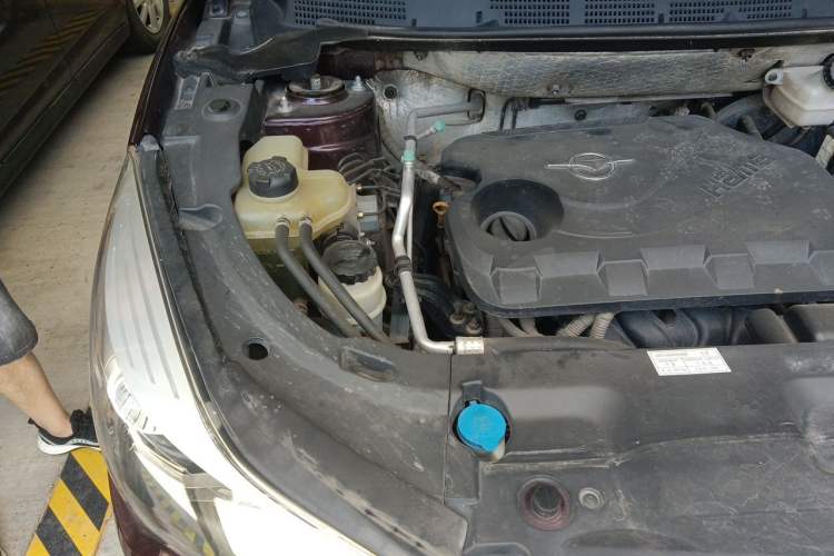Used Haima S5 2015 1.6L Manual Smart Luxury Model Engine Bay Right