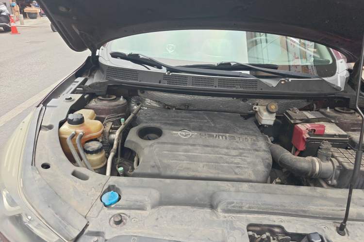 Used Haima S5 2015 1.5T CVT Flagship Model Engine Bay Right