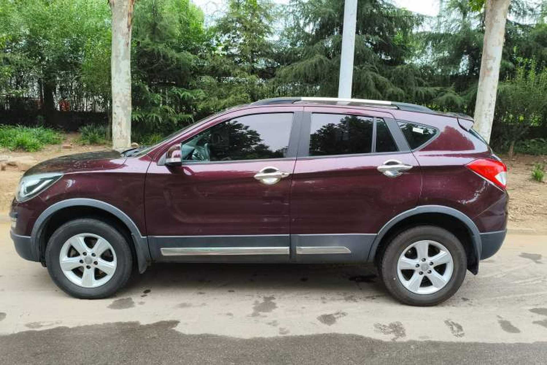 Used Haima S5 2015 1.6L Manual Luxury Model with Sunroof Exterior 3