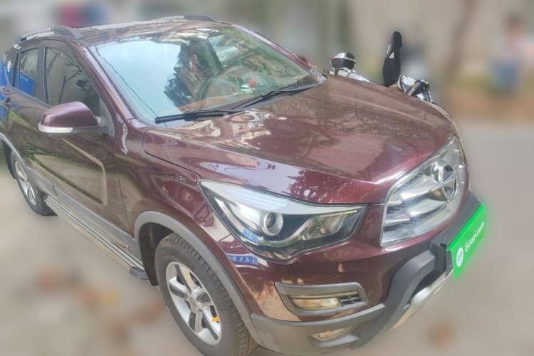 Used Haima S5 2015 1.6L Manual Luxury Model with Sunroof Front Right 45 Deg