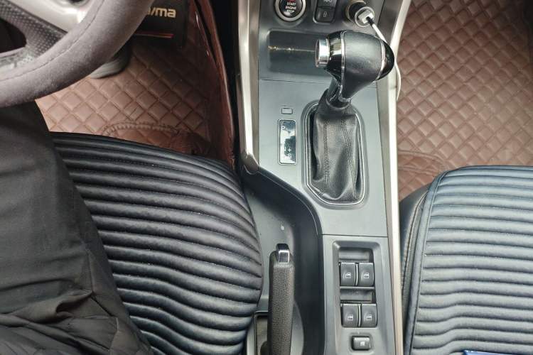 Used Haima S5 2015 1.5T CVT Flagship Model Gear Lever