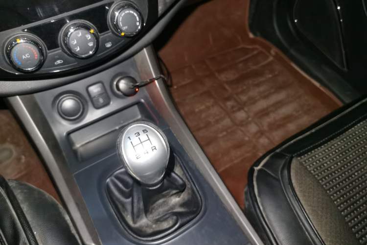 Used Haima S5 2015 1.6L Manual Comfort Model Gear Lever