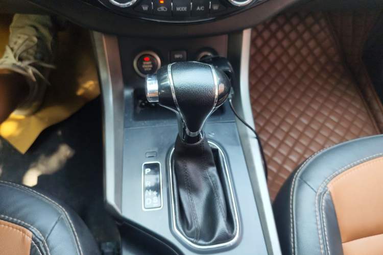 Used Haima S5 2015 1.5T CVT Flagship Model Gear Lever