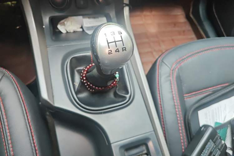 Used Haima S5 2015 1.6L Manual Luxury Model with Sunroof Gear Lever