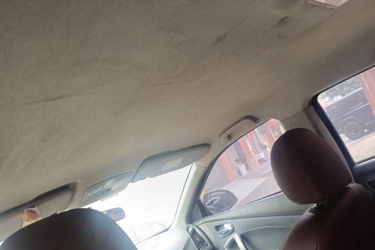Used Haima S5 2015 1.6L Manual Comfort Model Headliner
