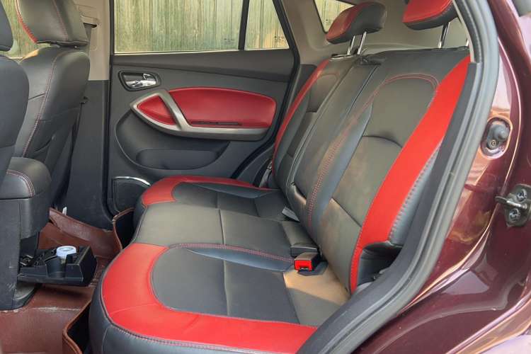 Used Haima S5 2015 1.5T Manual Smart Luxury Sport Edition Interior 1